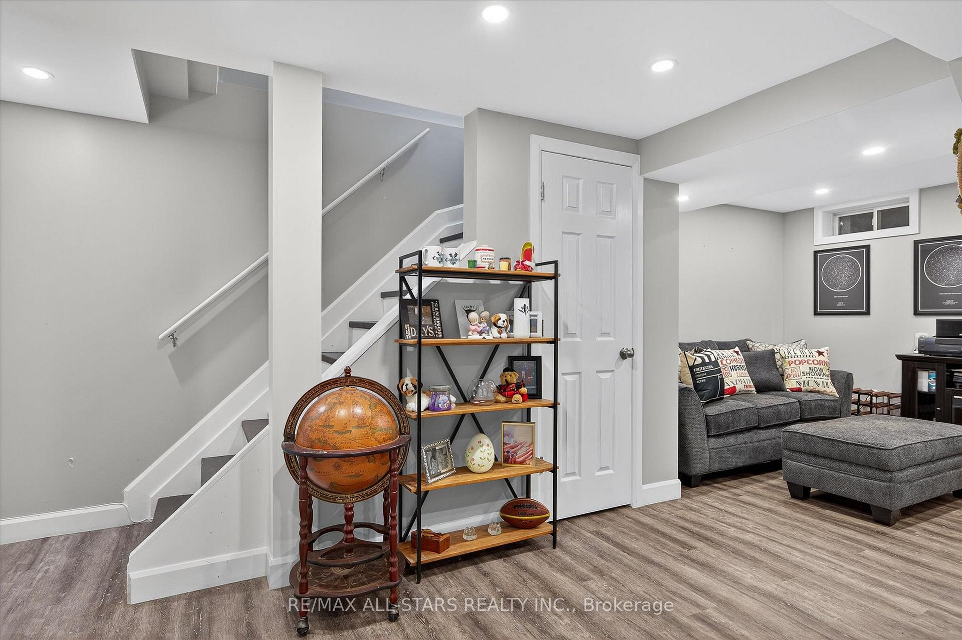Photo 20 of 54 Ivory Court, Clarington, Bowmanville — HOMEH
