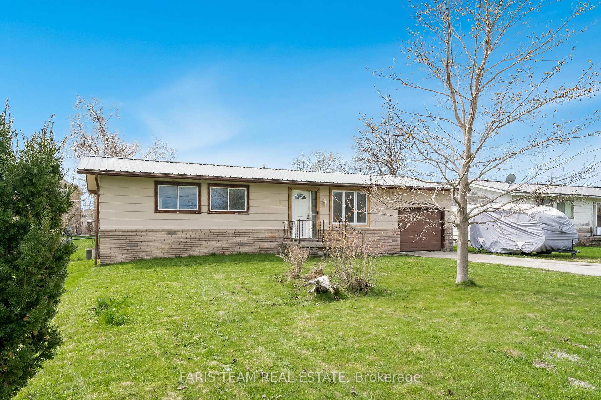 Photo 2 of 7515 County Road 91, Clearview, Stayner — HOMEH