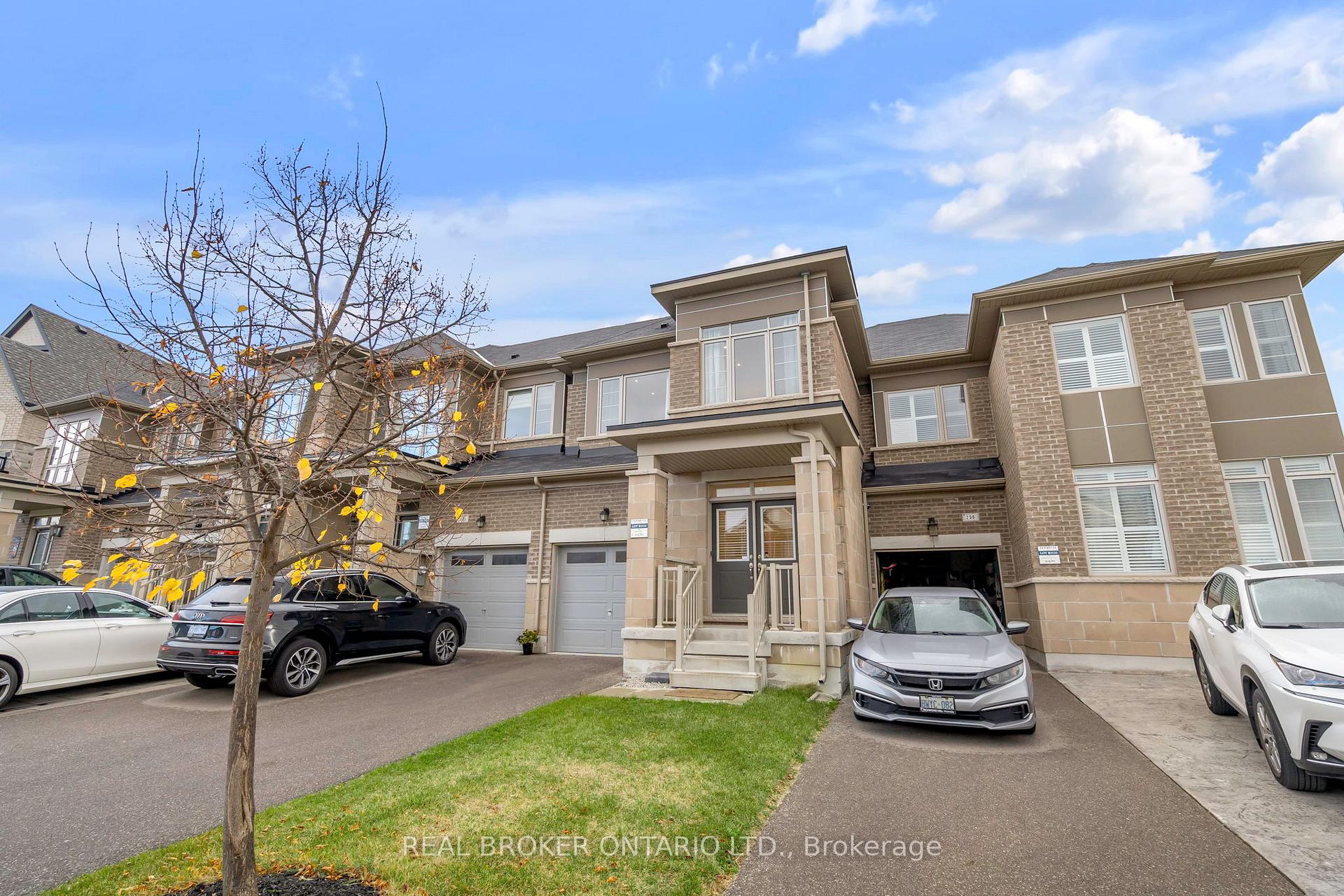 Photo 13 of 102 Gower Drive W, Aurora, Rural Aurora — HOMEH