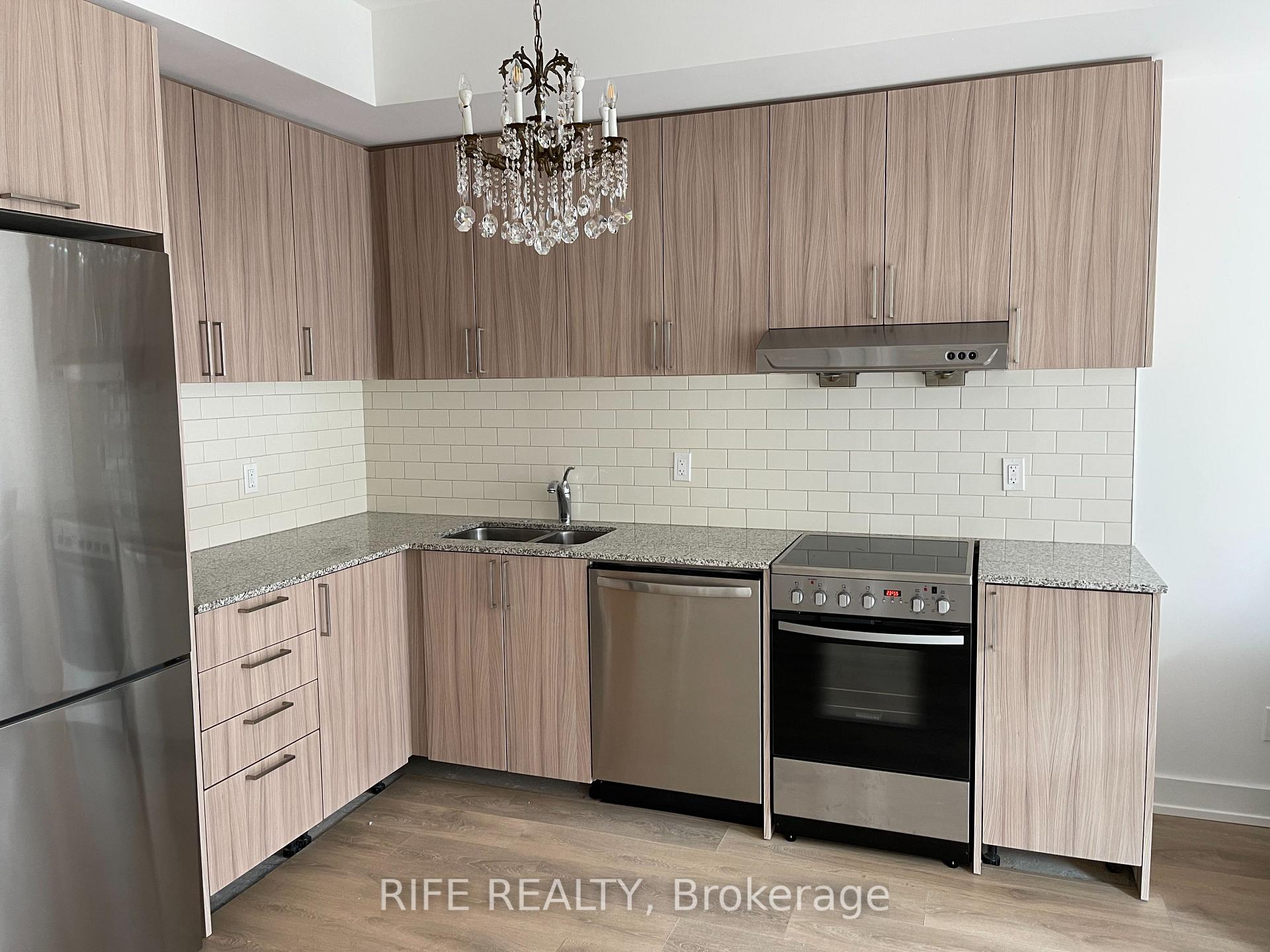 Photo 2 of Unit 335W, 268 Buchanan Drive, Markham, Unionville — HOMEH