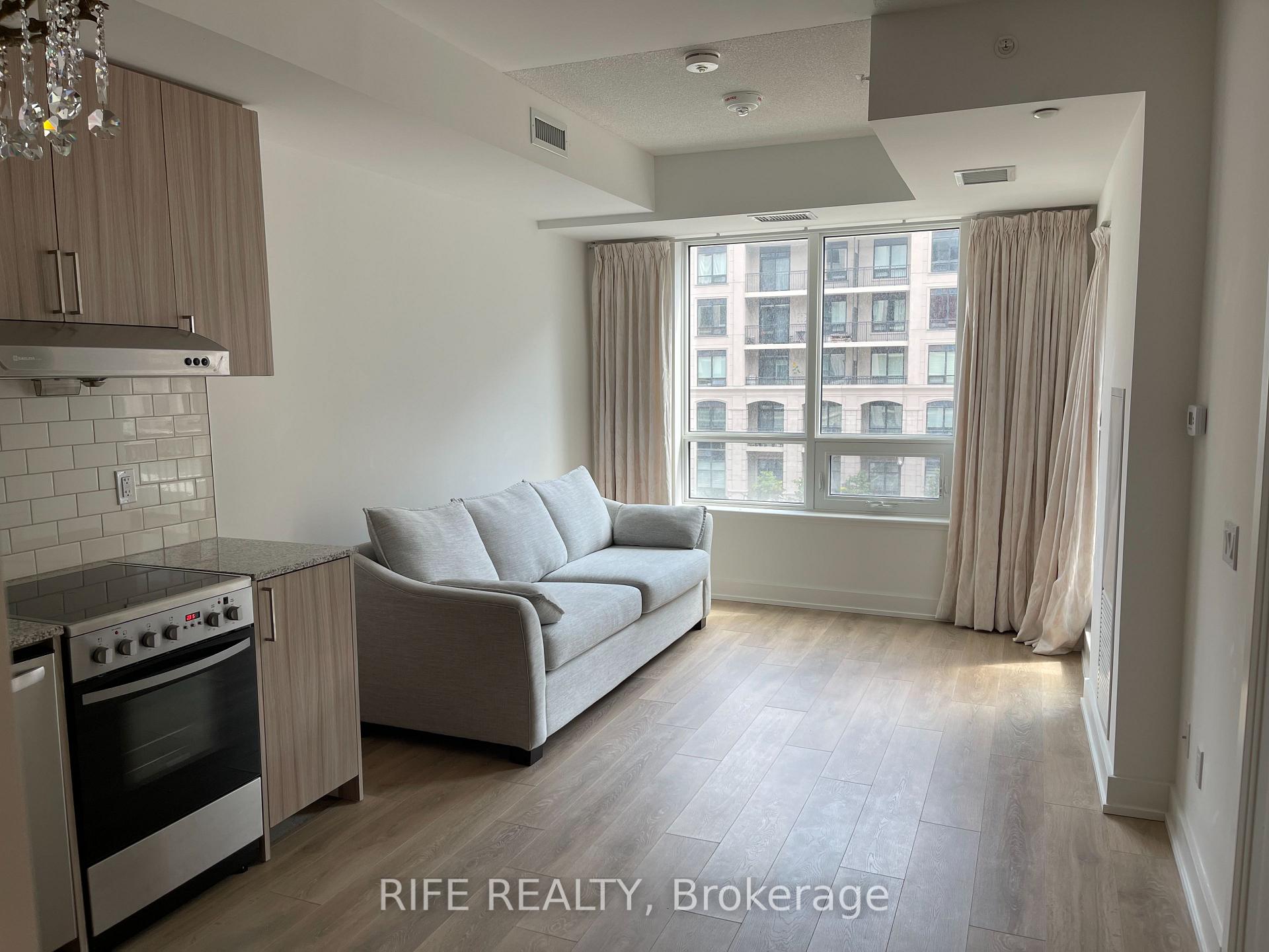 Photo 3 of Unit 335W, 268 Buchanan Drive, Markham, Unionville — HOMEH
