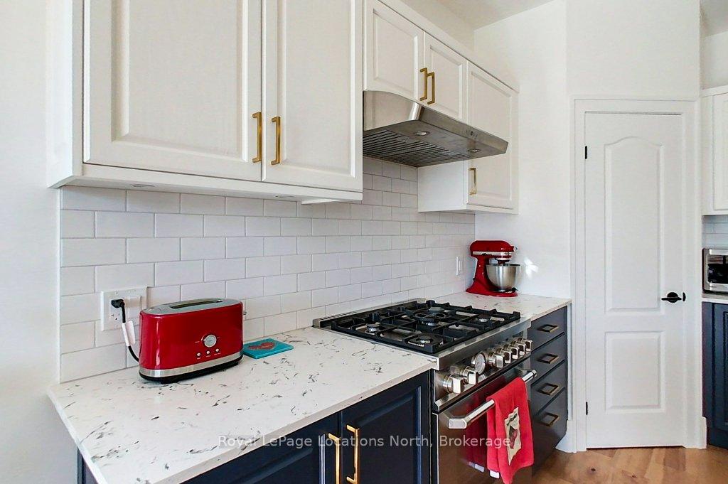 Photo 3 of Unit 25, 27 Newport Blvd, Collingwood — HOMEH