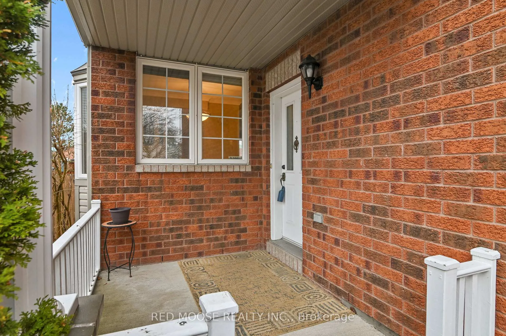 Photo 3 of 1572 Duplante Avenue, Ottawa, Fallingbrook/Pineridge — HOMEH