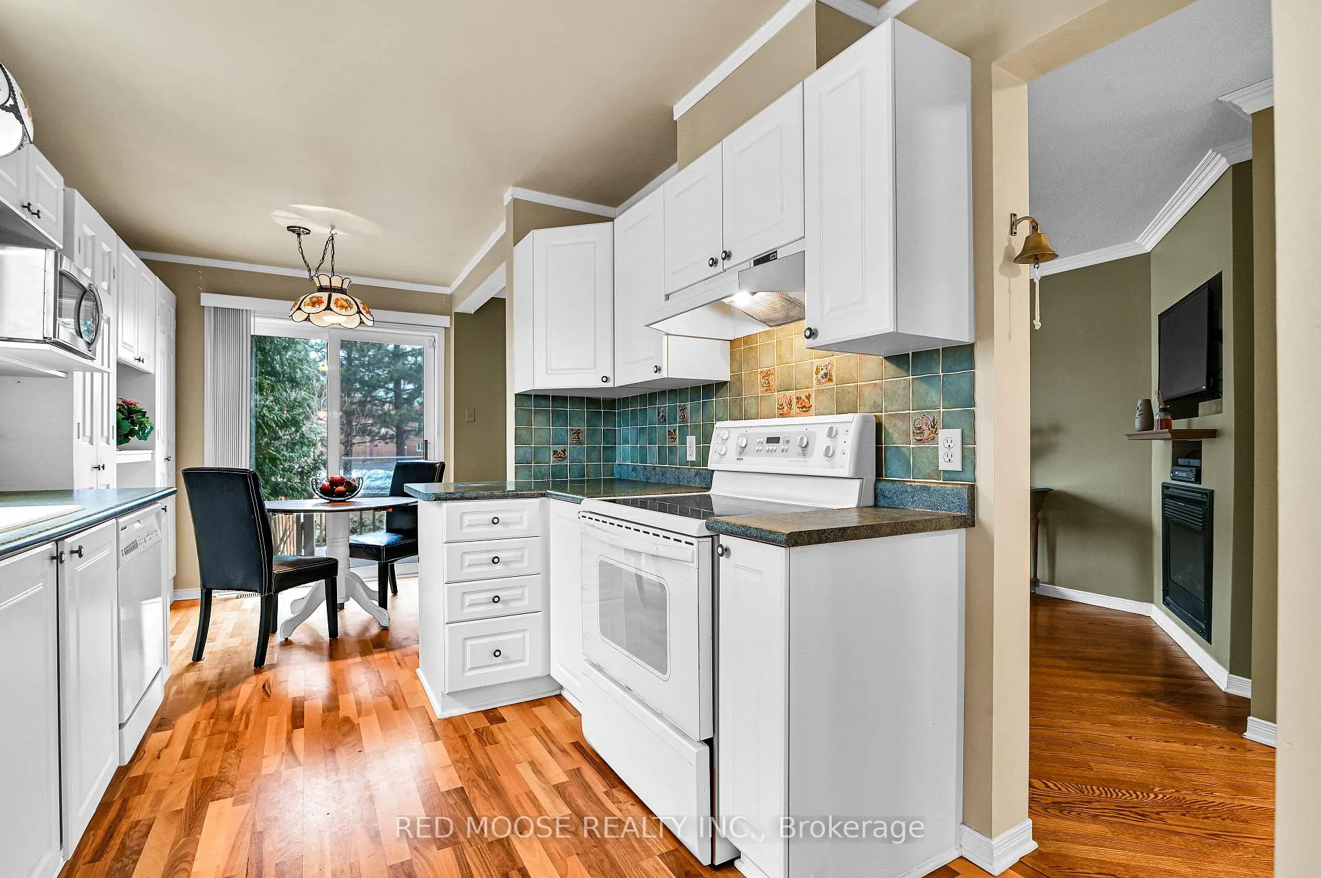 Photo 11 of 1572 Duplante Avenue, Ottawa, Fallingbrook/Pineridge — HOMEH