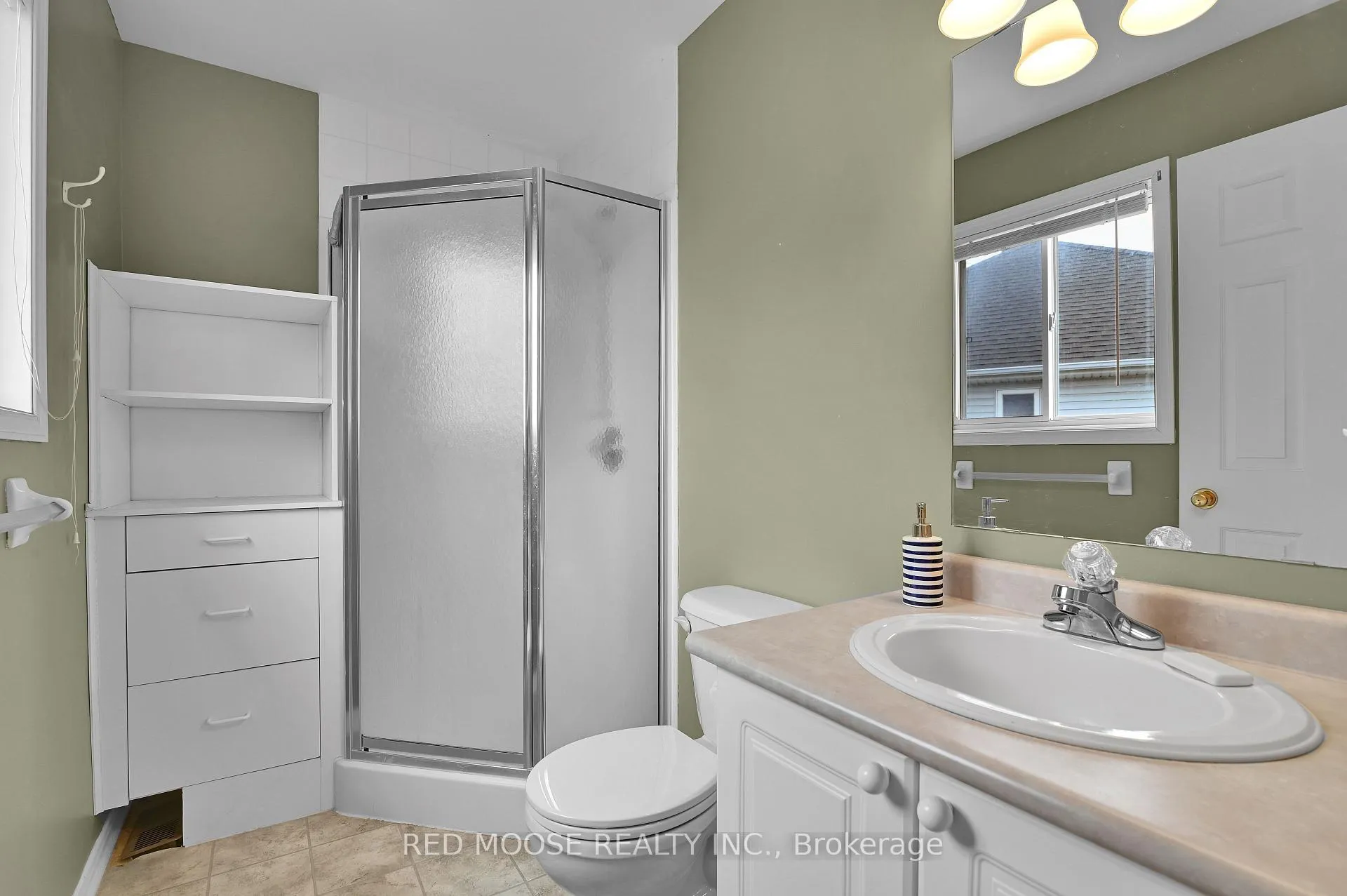Photo 33 of 1572 Duplante Avenue, Ottawa, Fallingbrook/Pineridge — HOMEH