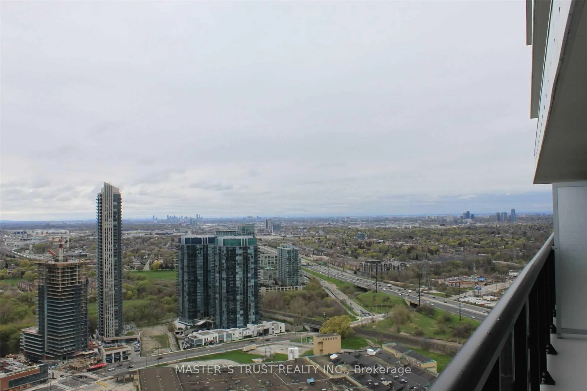 Photo 4 of Unit 3603, 56 Annie Craig Drive, Etobicoke, Mimico — HOMEH