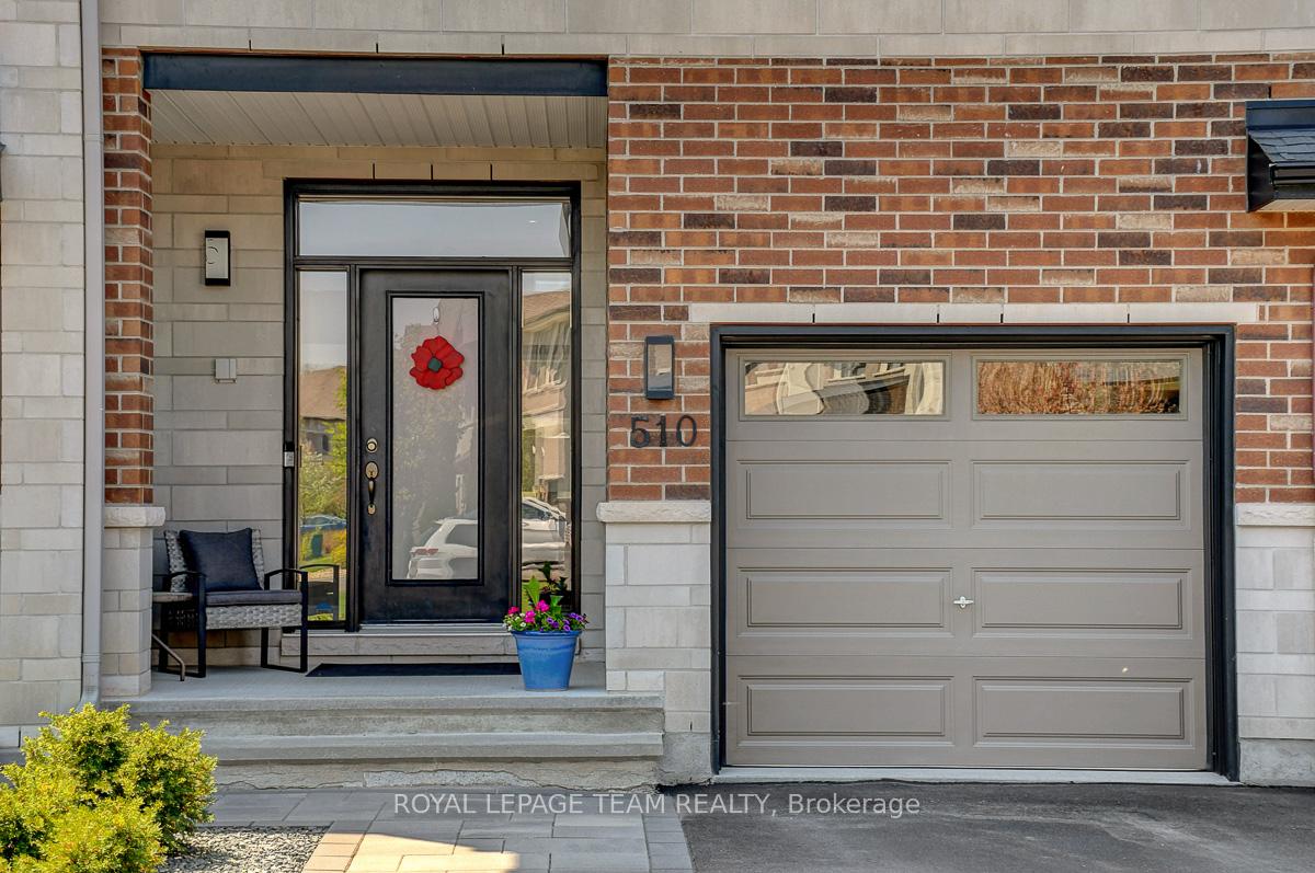 Photo 2 of 510 Stargazer Crescent, Ottawa, Riverside South/Gloucester Glen — HOMEH
