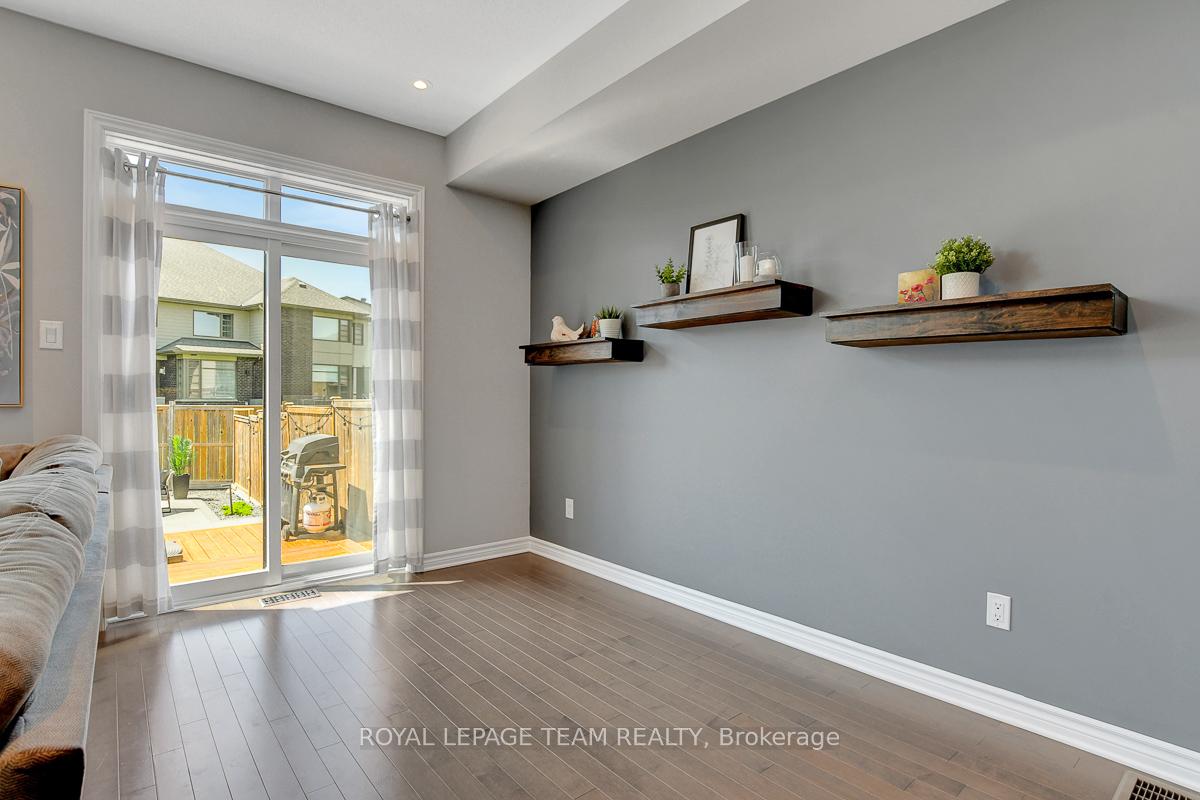 Photo 13 of 510 Stargazer Crescent, Ottawa, Riverside South/Gloucester Glen — HOMEH