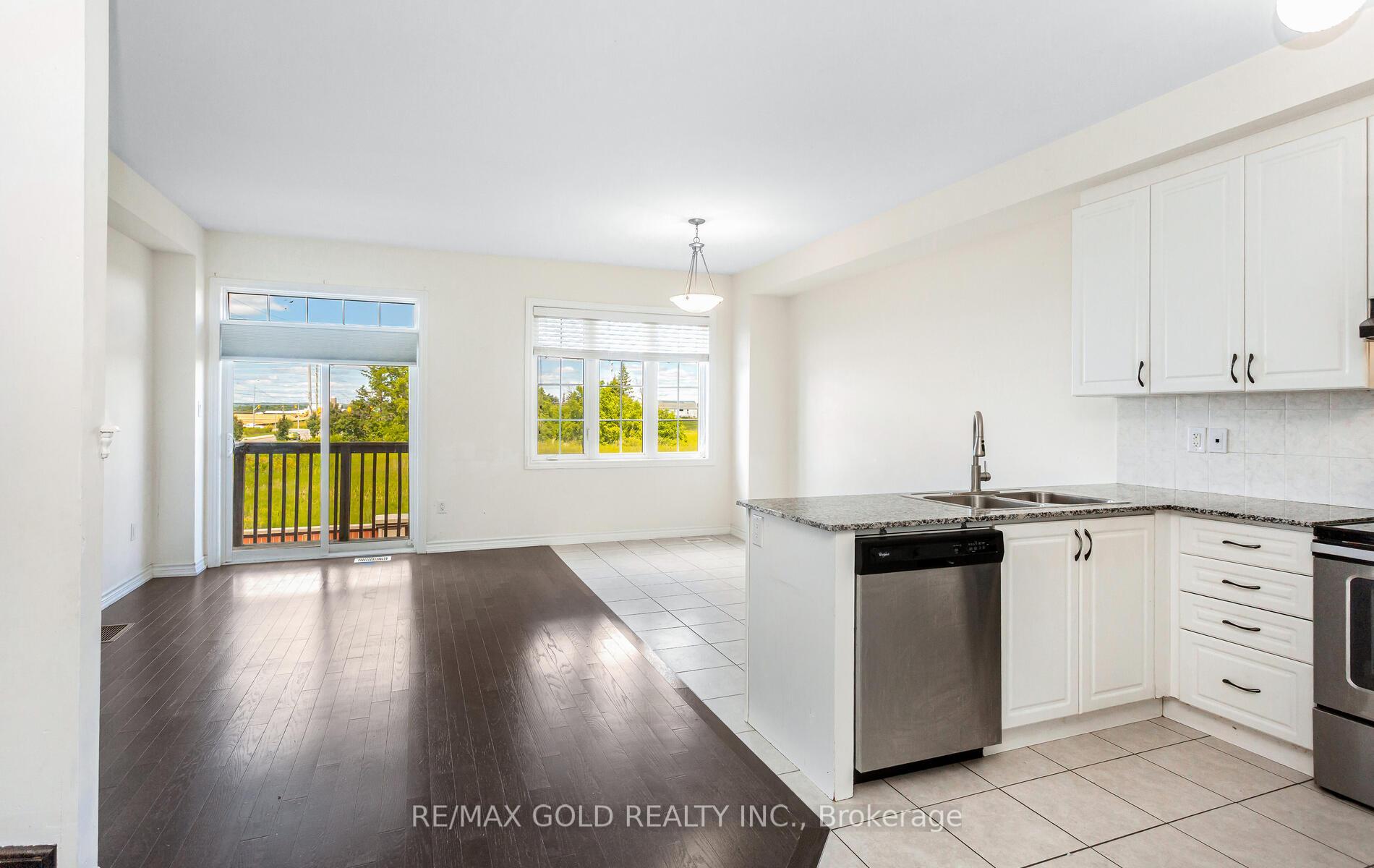 Photo 8 of 68 Agava Street, Brampton, Northwest Brampton — HOMEH
