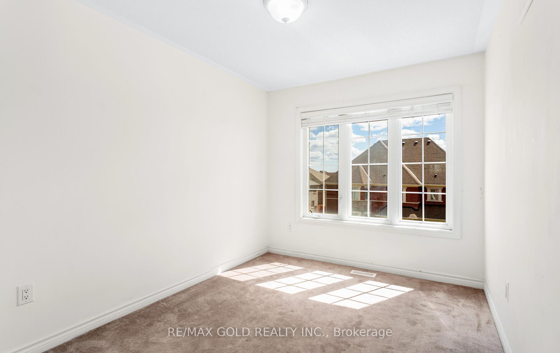 Photo 31 of 68 Agava Street, Brampton, Northwest Brampton — HOMEH