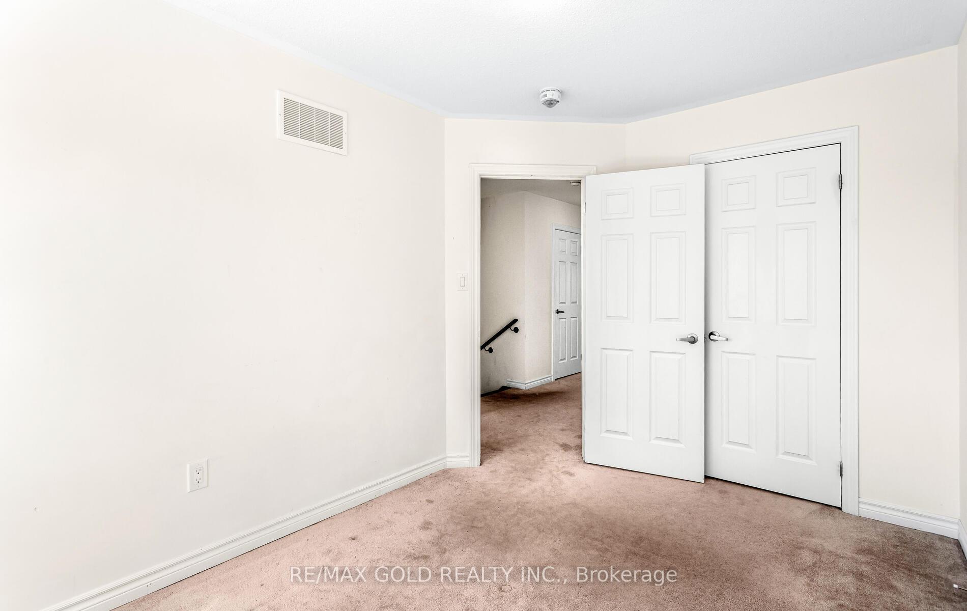 Photo 32 of 68 Agava Street, Brampton, Northwest Brampton — HOMEH