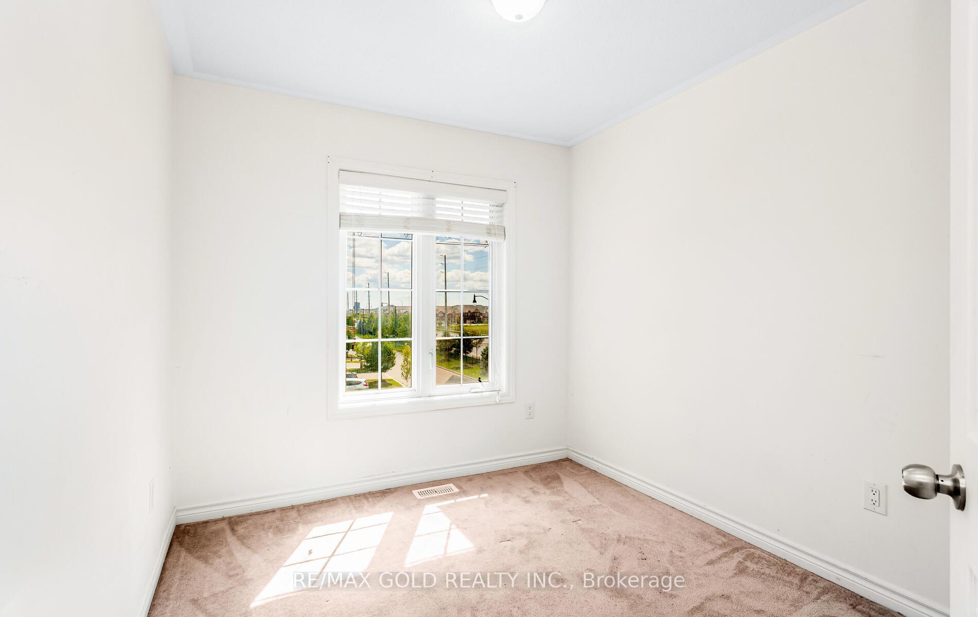 Photo 33 of 68 Agava Street, Brampton, Northwest Brampton — HOMEH