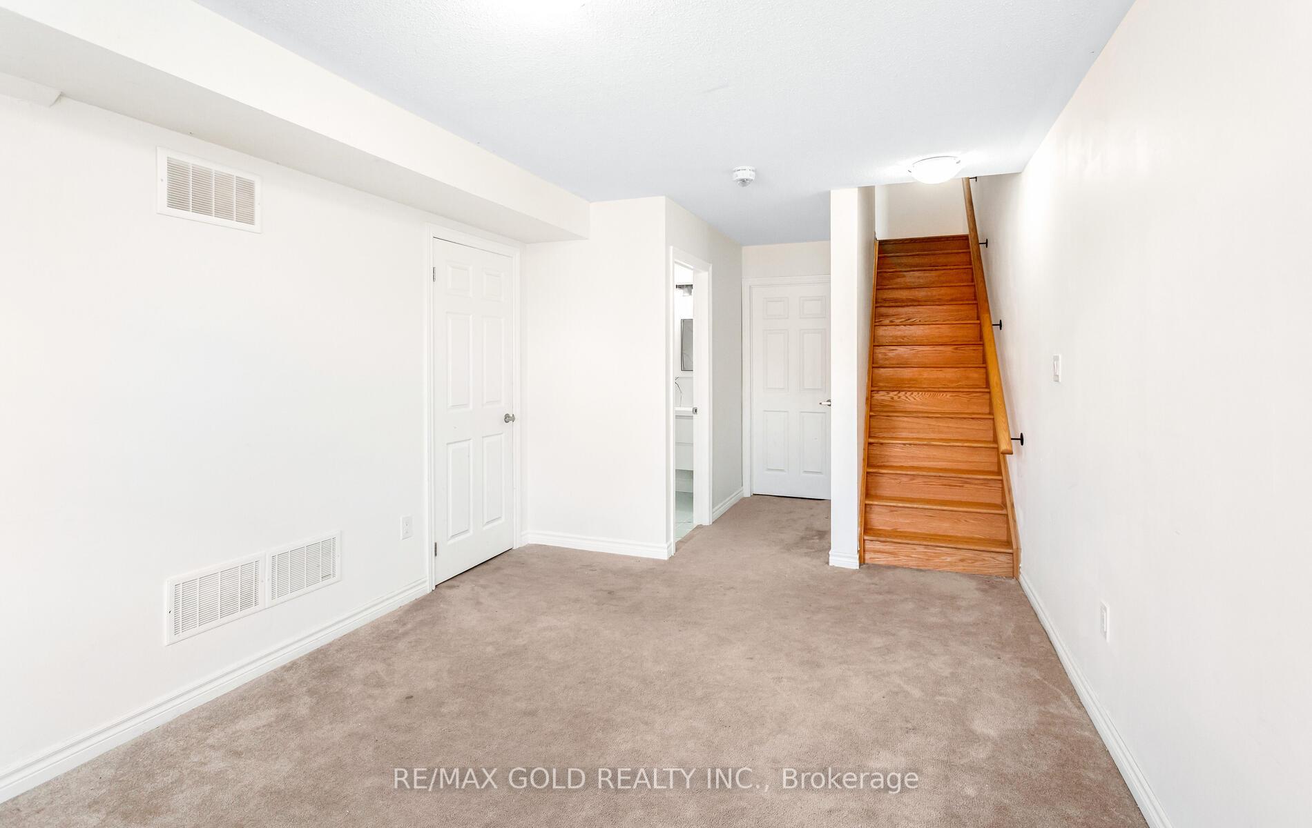 Photo 39 of 68 Agava Street, Brampton, Northwest Brampton — HOMEH