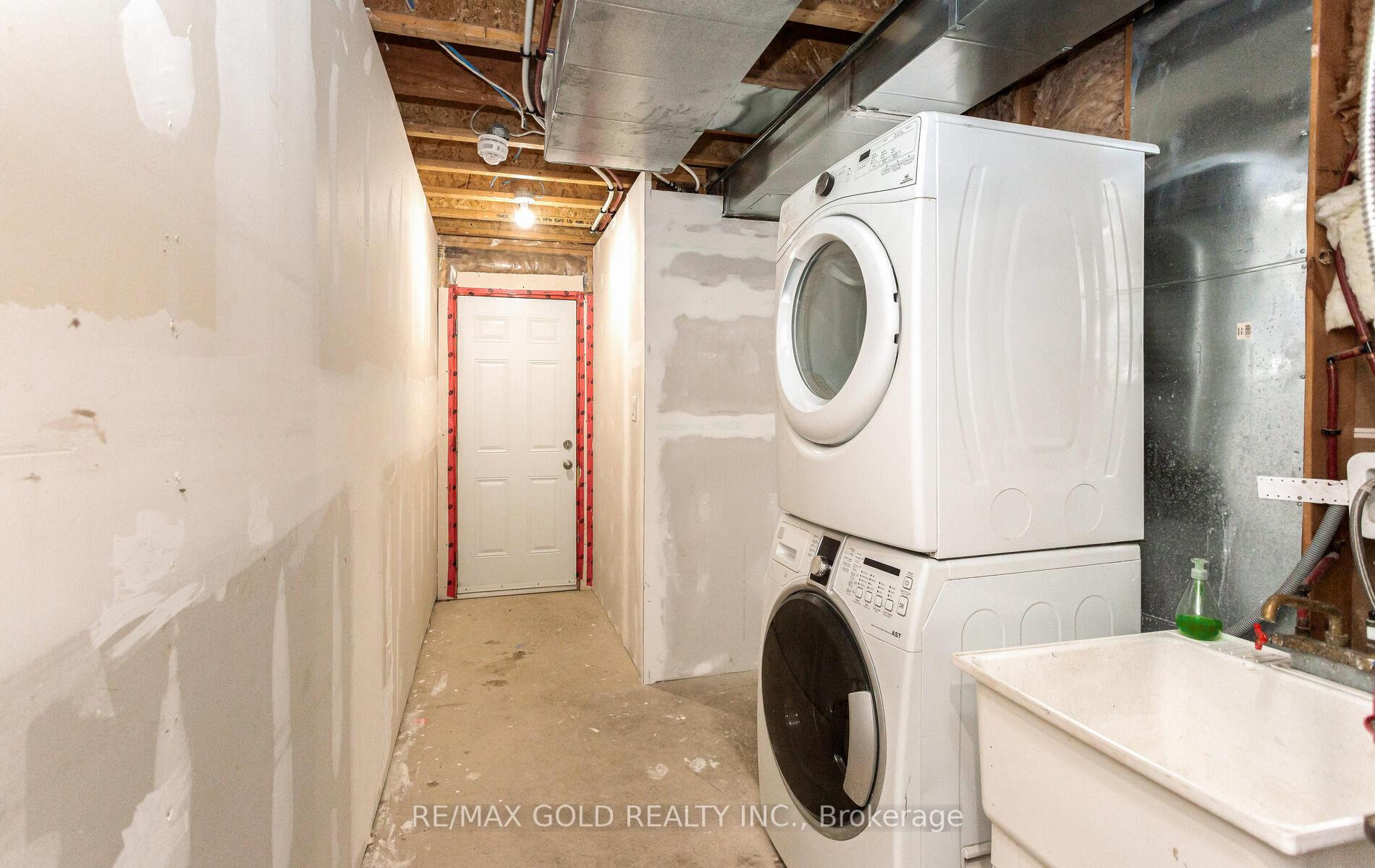 Photo 43 of 68 Agava Street, Brampton, Northwest Brampton — HOMEH