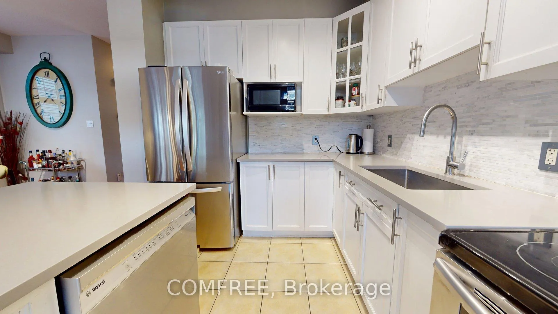 Photo 4 of 29D Cresthaven Drive, Ottawa, Barrhaven East — HOMEH