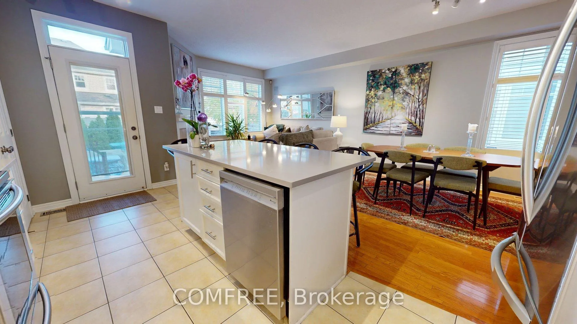 Photo 5 of 29D Cresthaven Drive, Ottawa, Barrhaven East — HOMEH