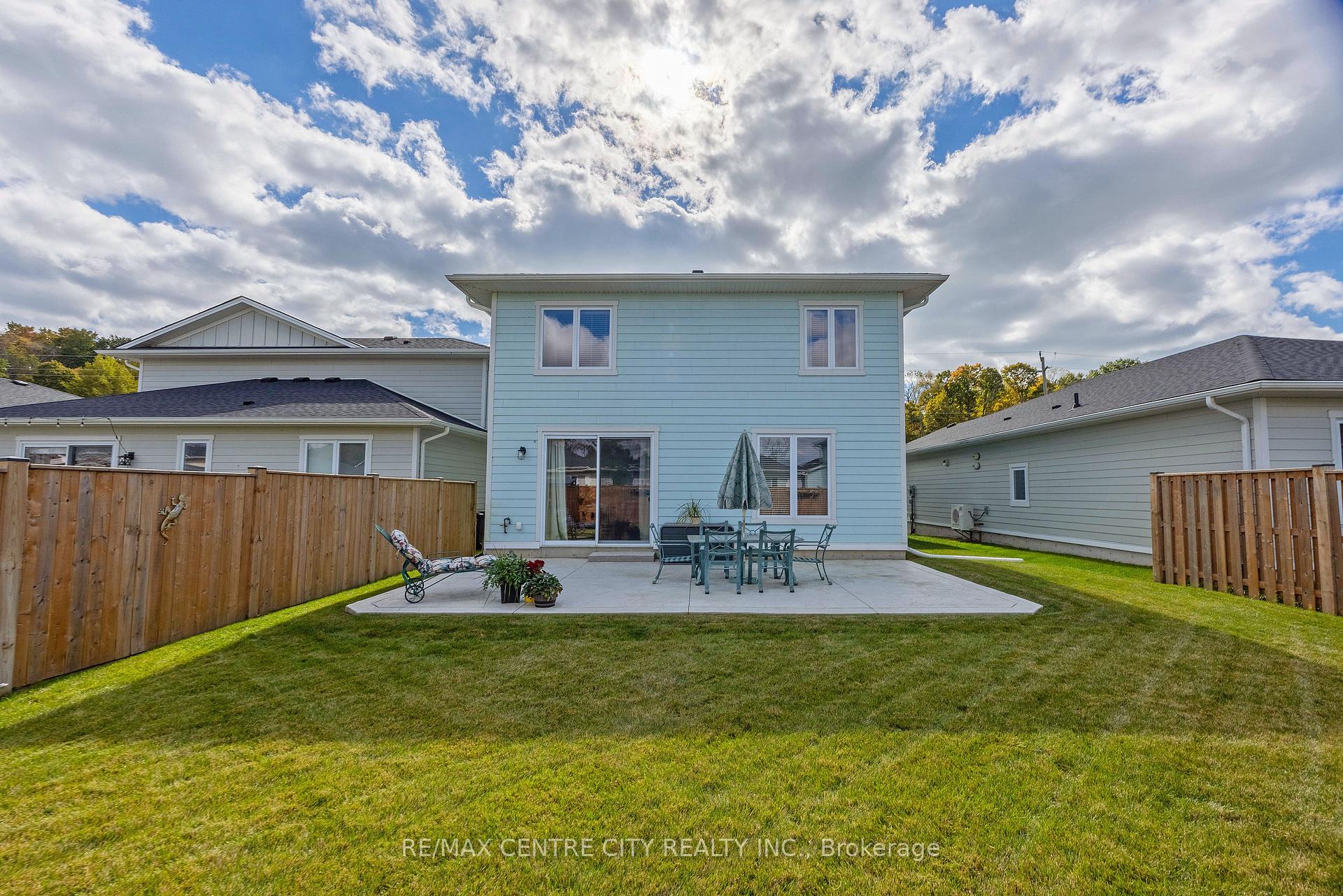 Photo 1 of 429 George Street, Central Elgin, Rural Central Elgin — HOMEH