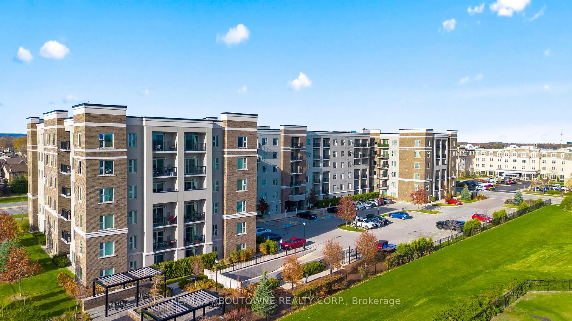 Front of Unit 304, 610 Farmstead Drive