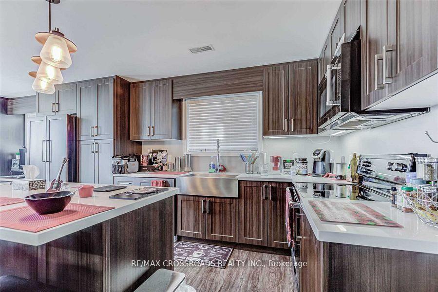 Photo 3 of Unit Lower, 15 Niddery Street, Clarington, Courtice — HOMEH