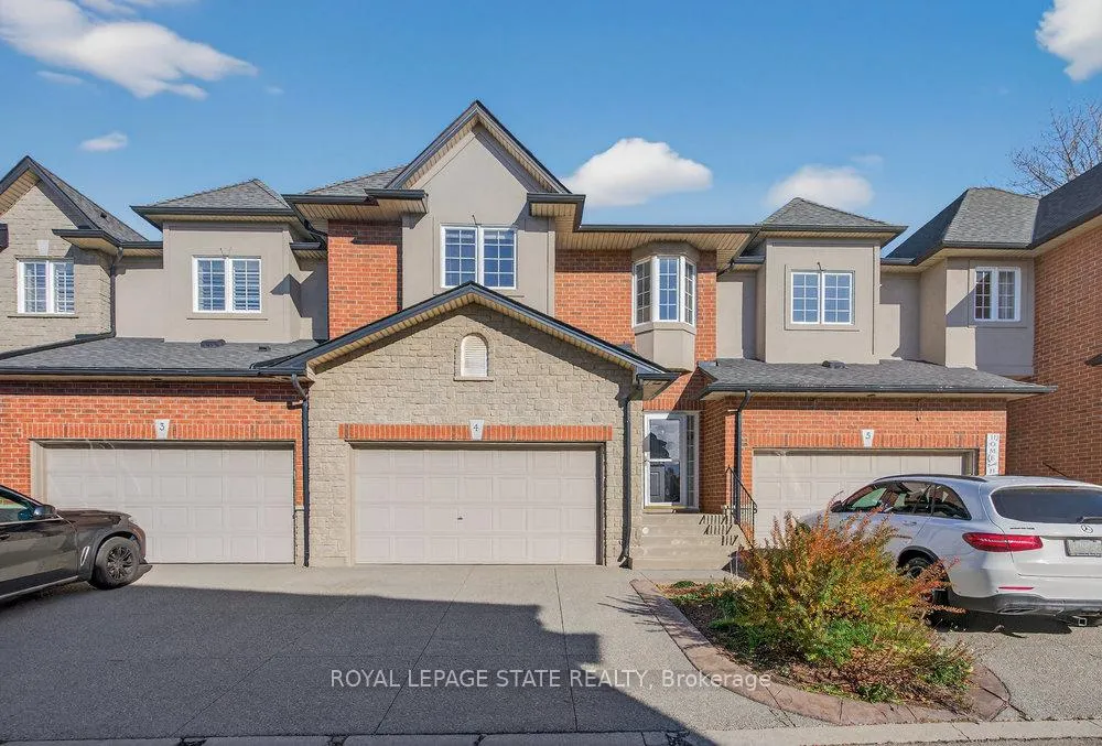 Front of Unit 4, 97 Sunvale Place