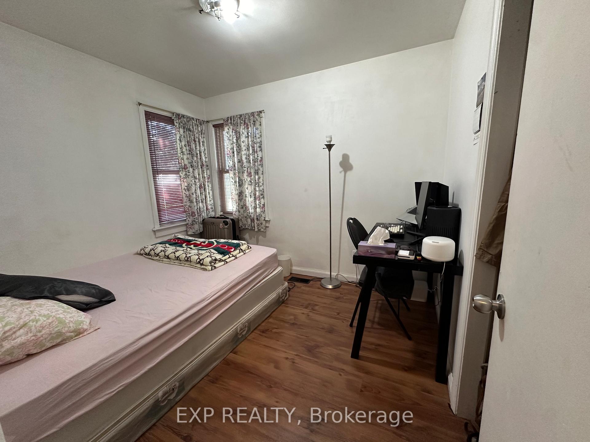Photo 12 of 33 John Street, Chatham-Kent — HOMEH