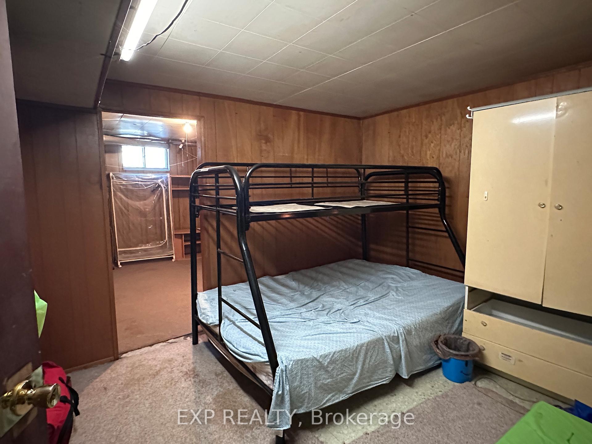 Photo 20 of 33 John Street, Chatham-Kent — HOMEH