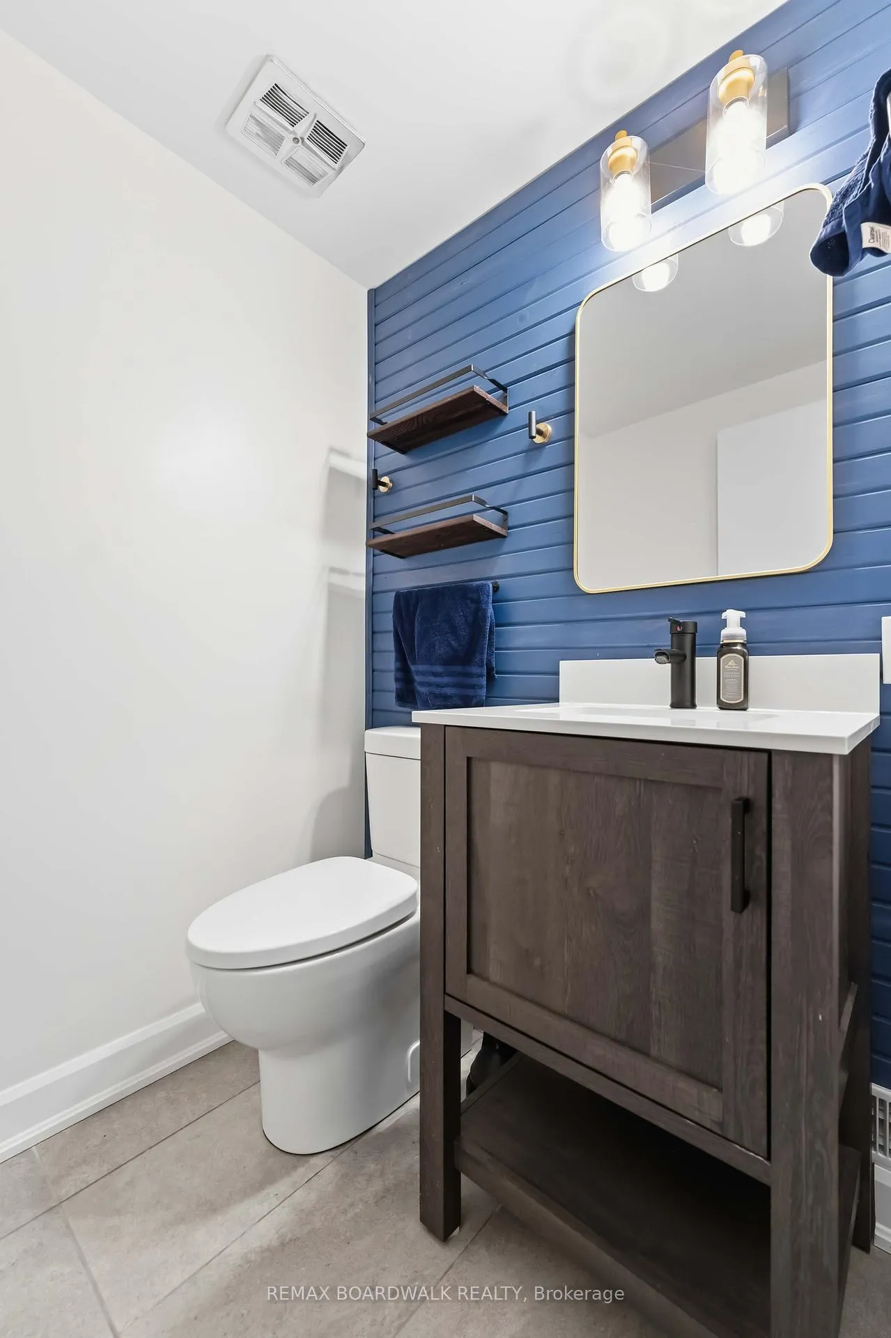 Photo 9 of 1707 Meadowbrook Road, Ottawa, Pineview — HOMEH