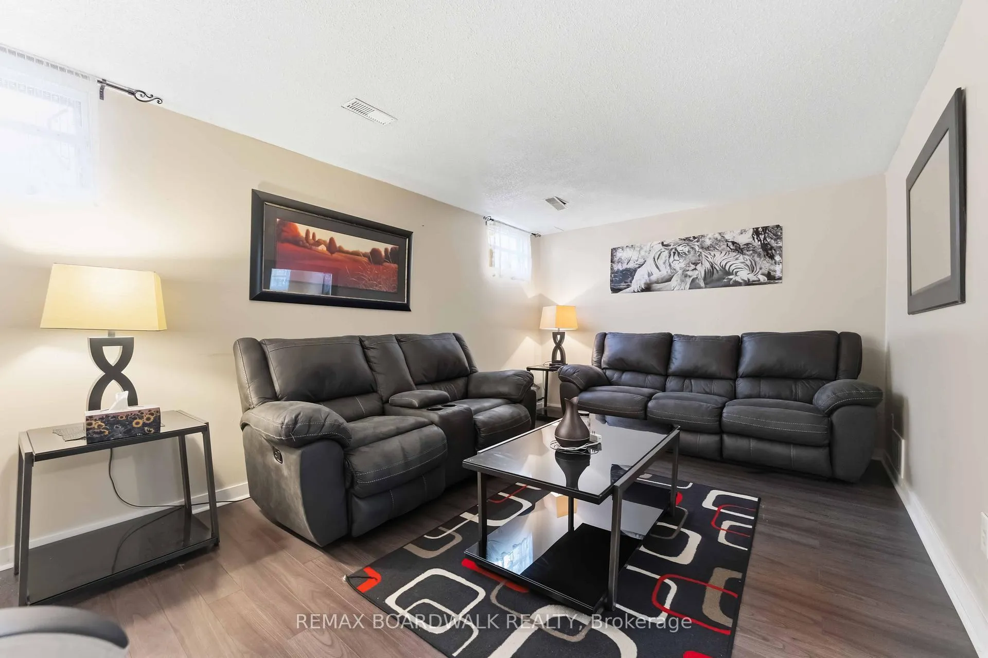 Photo 17 of 1707 Meadowbrook Road, Ottawa, Pineview — HOMEH