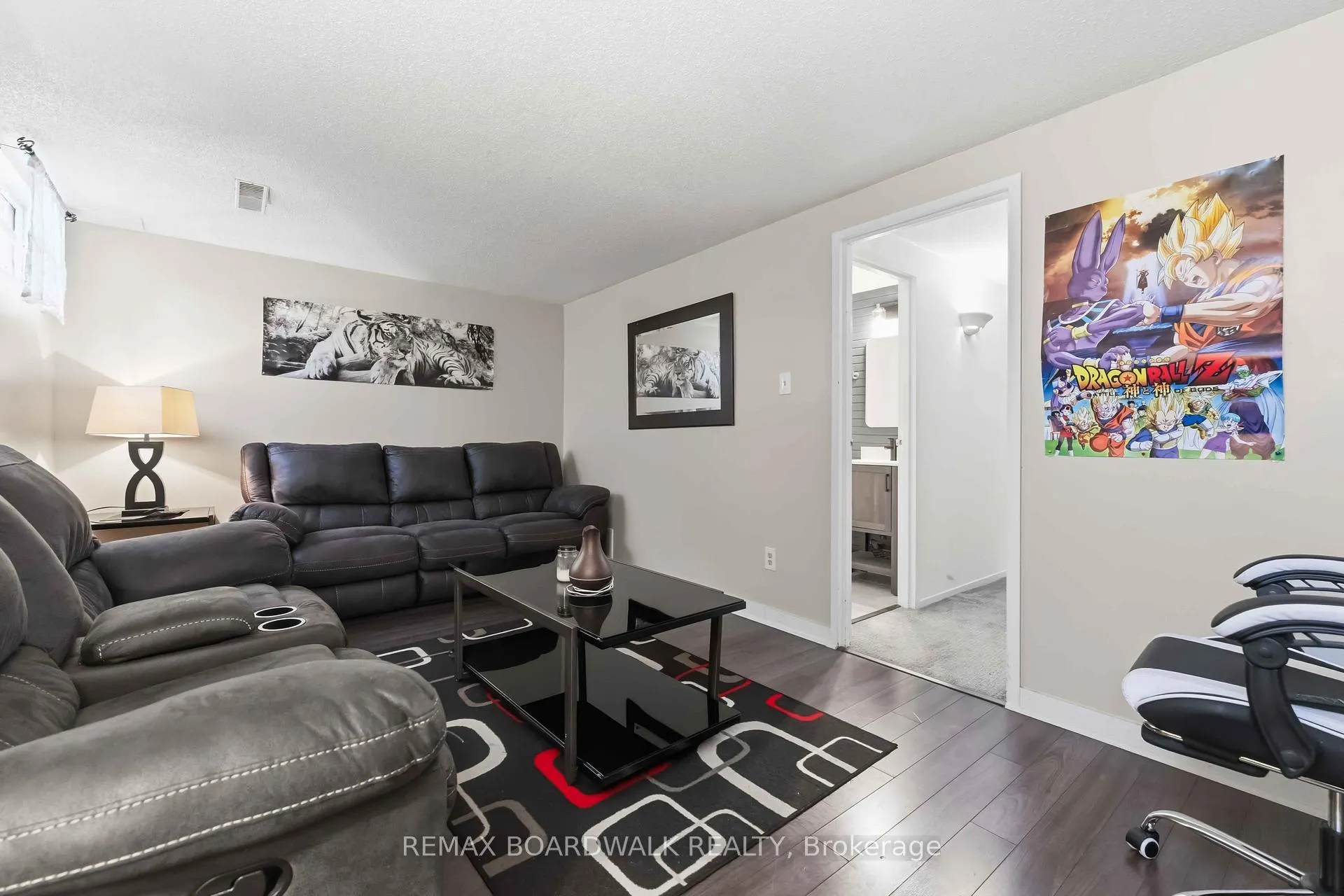 Photo 18 of 1707 Meadowbrook Road, Ottawa, Pineview — HOMEH