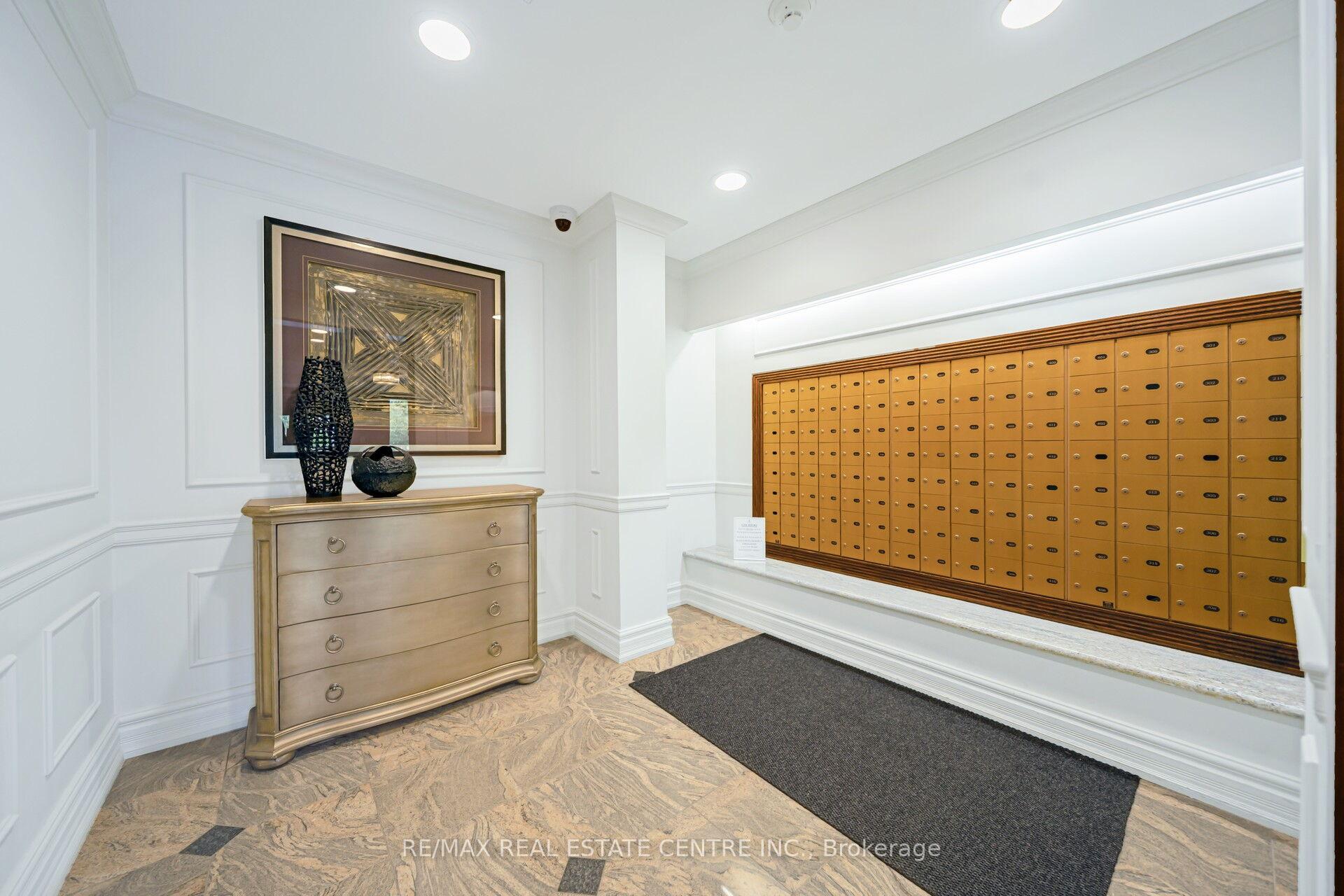 Photo 10 of Unit 505, 17 Michael Power Place, Etobicoke, Islington-City Centre West — HOMEH