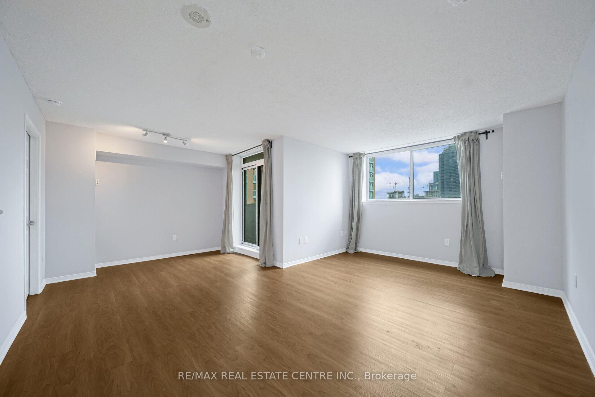Photo 23 of Unit 505, 17 Michael Power Place, Etobicoke, Islington-City Centre West — HOMEH