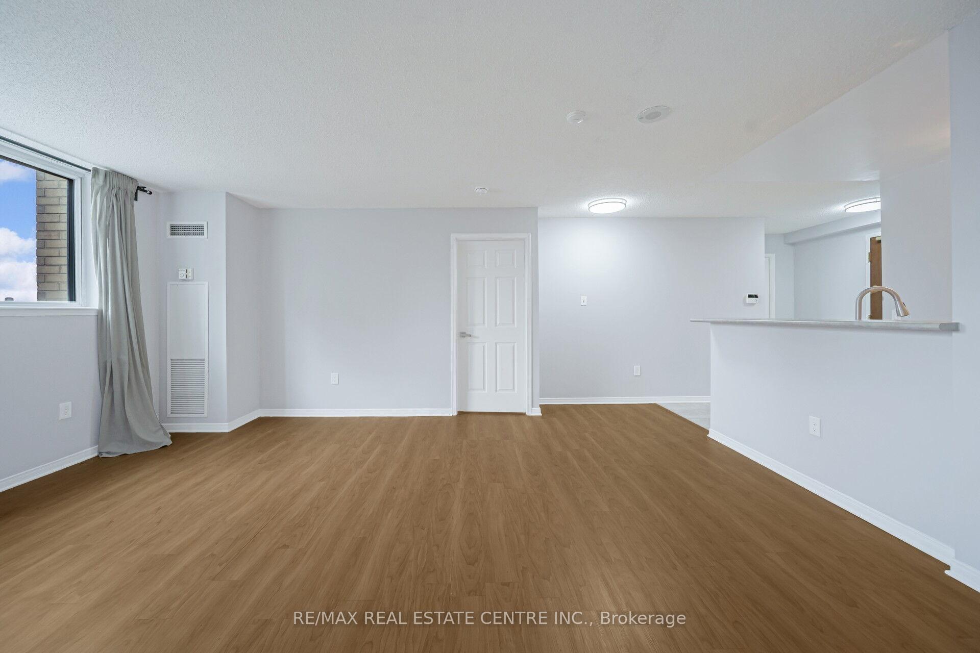 Photo 32 of Unit 505, 17 Michael Power Place, Etobicoke, Islington-City Centre West — HOMEH