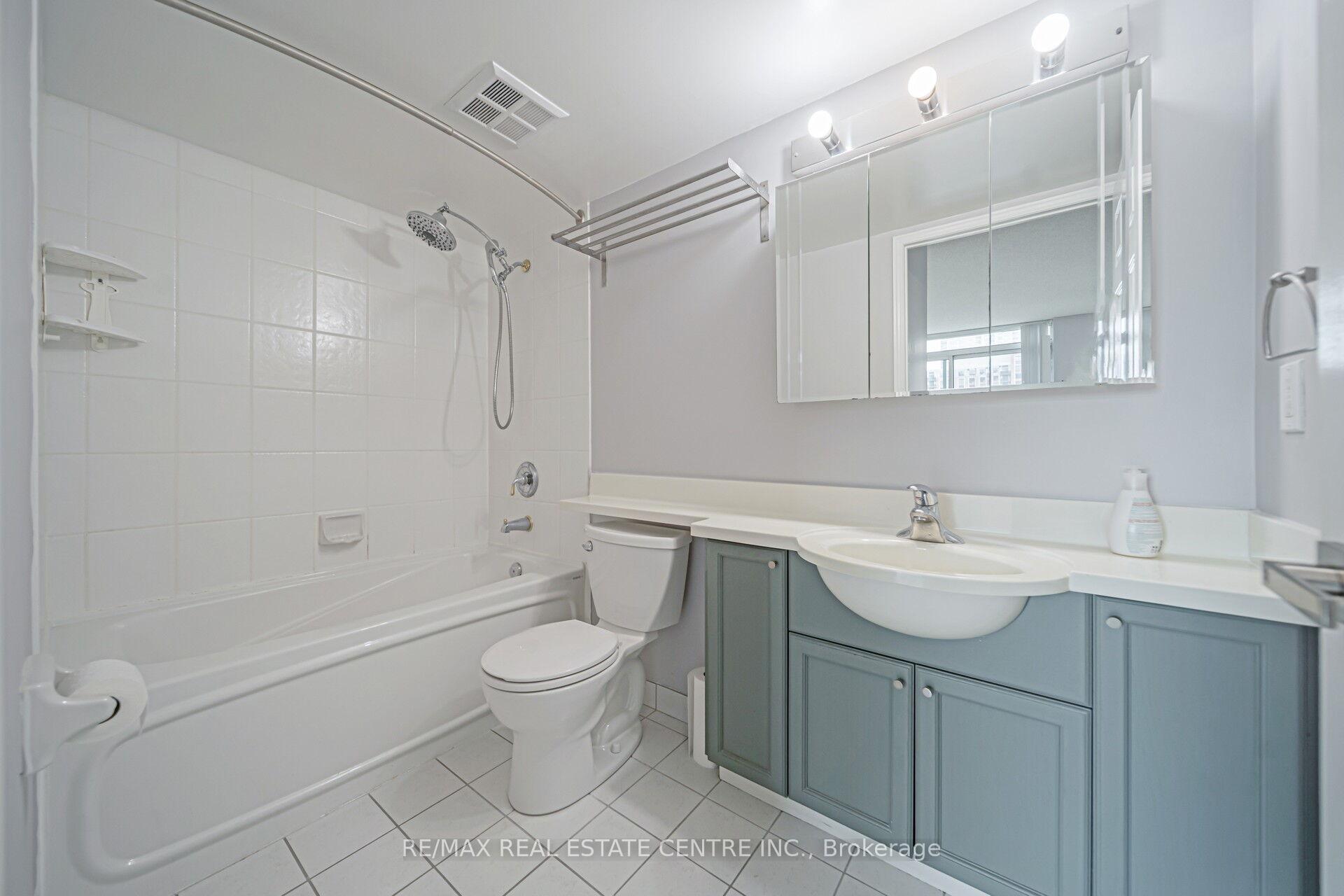 Photo 36 of Unit 505, 17 Michael Power Place, Etobicoke, Islington-City Centre West — HOMEH