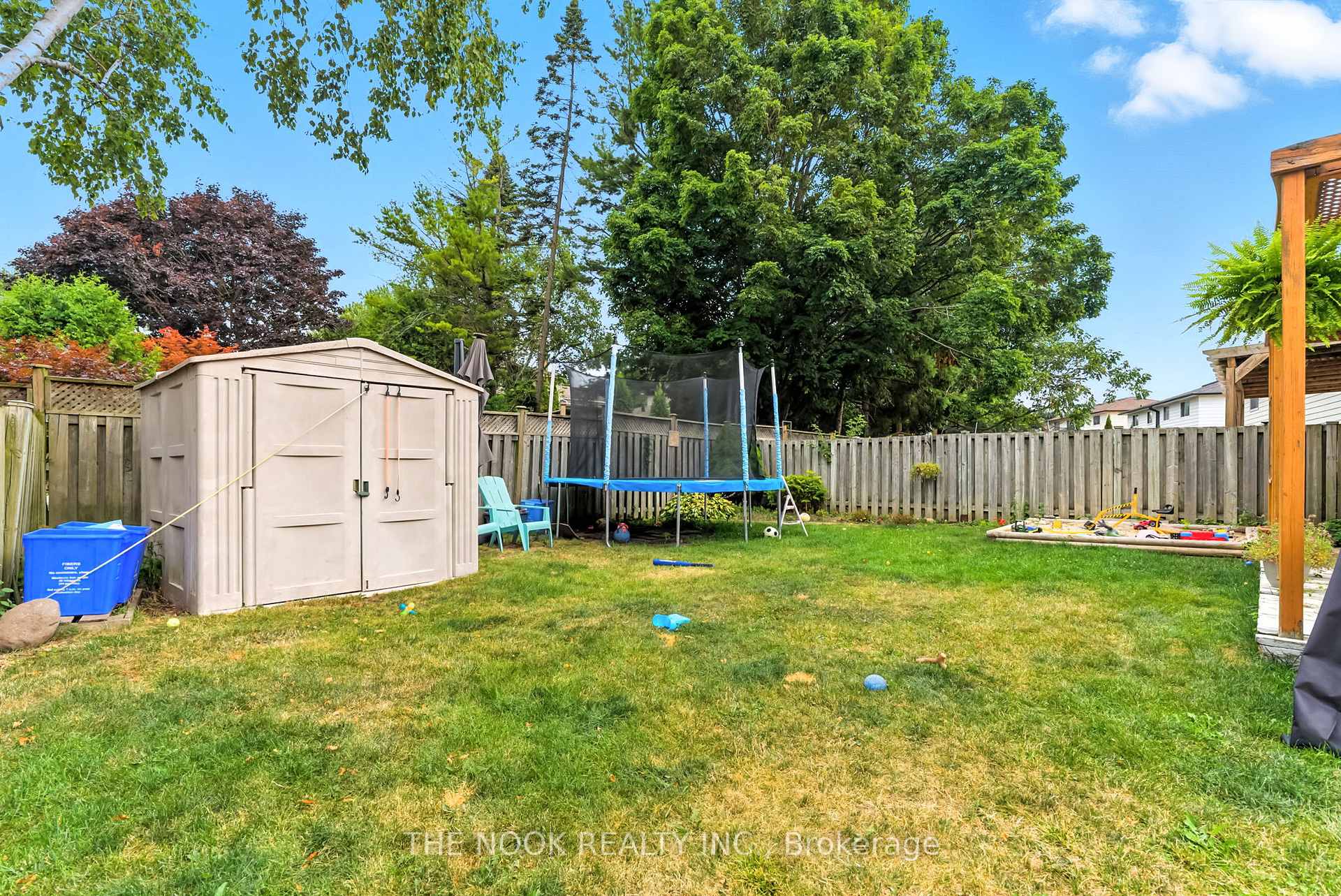 Photo 12 of 79 Lawrence Crescent, Clarington, Bowmanville — HOMEH