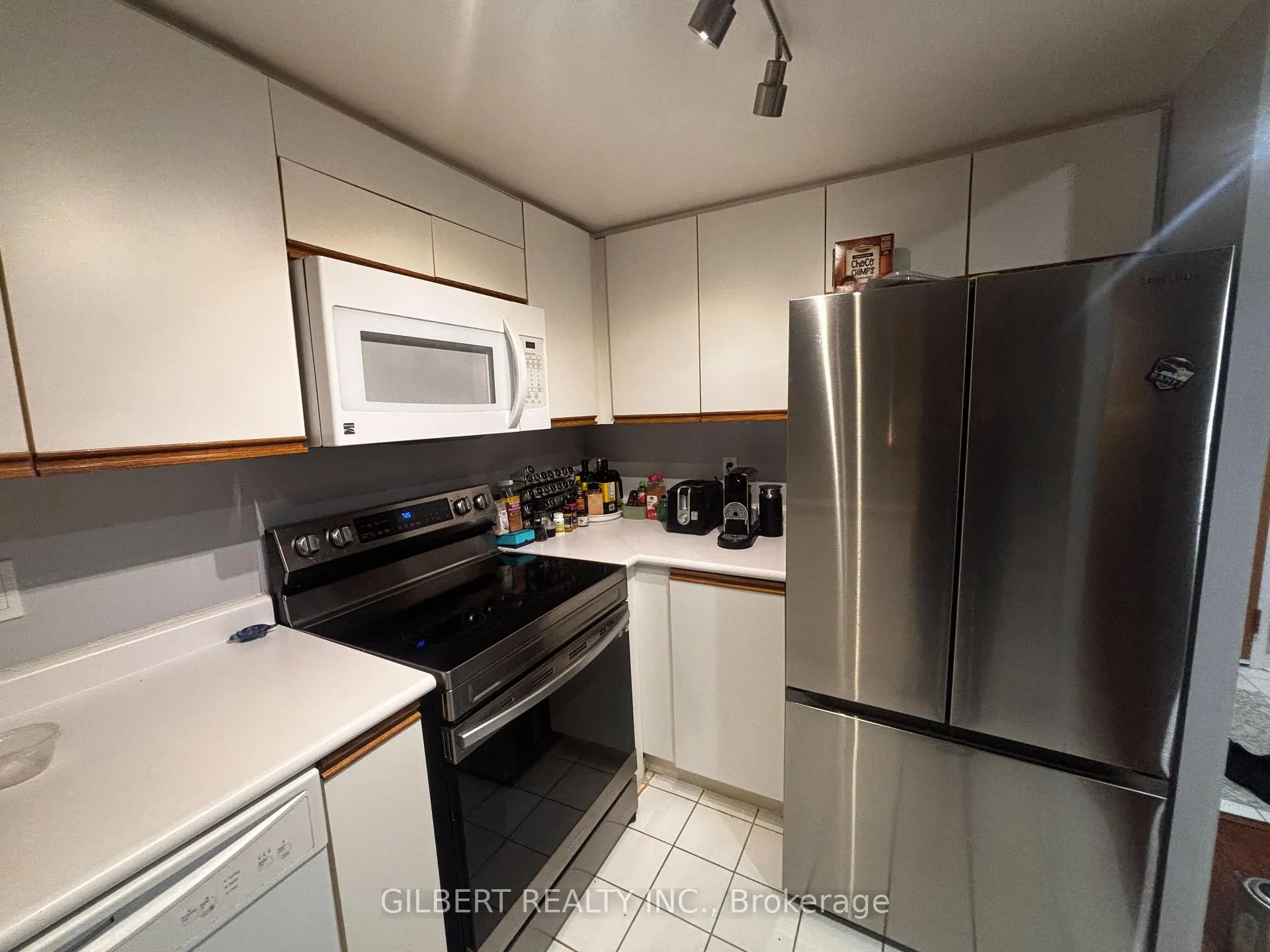 Photo 7 of Unit 1201, 65 Ellen Street, Barrie, City Centre — HOMEH