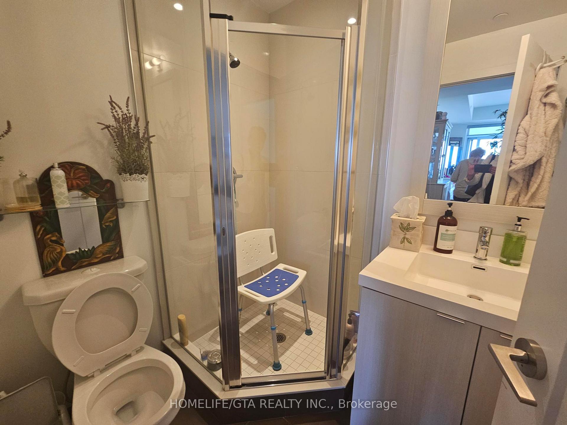 Photo 14 of Unit 3208, 7 Mabelle Avenue, Etobicoke, Edenbridge-Humber Valley — HOMEH