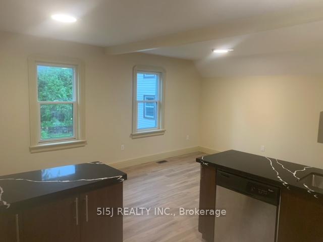 Photo 3 of Unit 2, 246 Bradford Street, Barrie, Allandale Centre — HOMEH