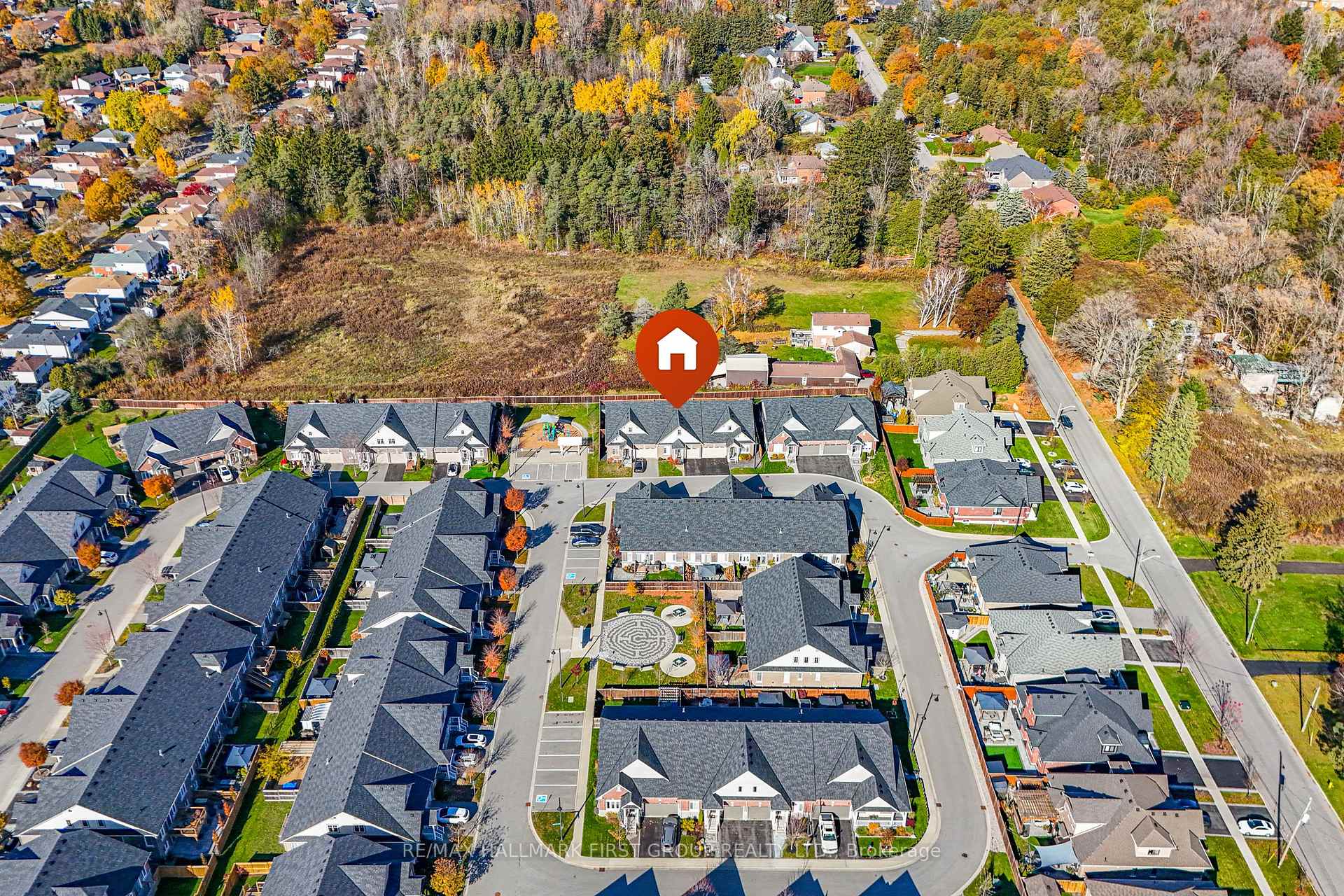 Photo 38 of 43 Washburn Path, Clarington, Courtice — HOMEH