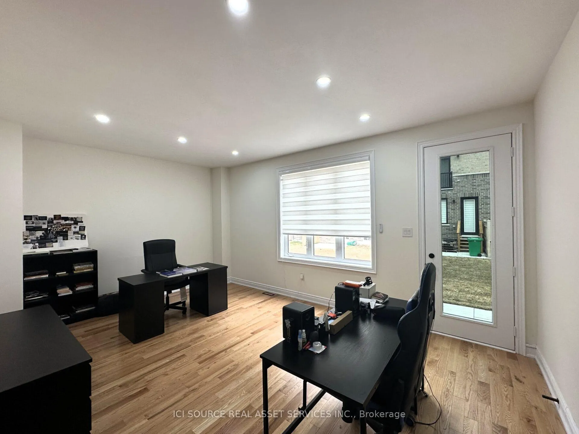 Photo 5 of 56 Tennant Circle, Vaughan, Vellore Village — HOMEH