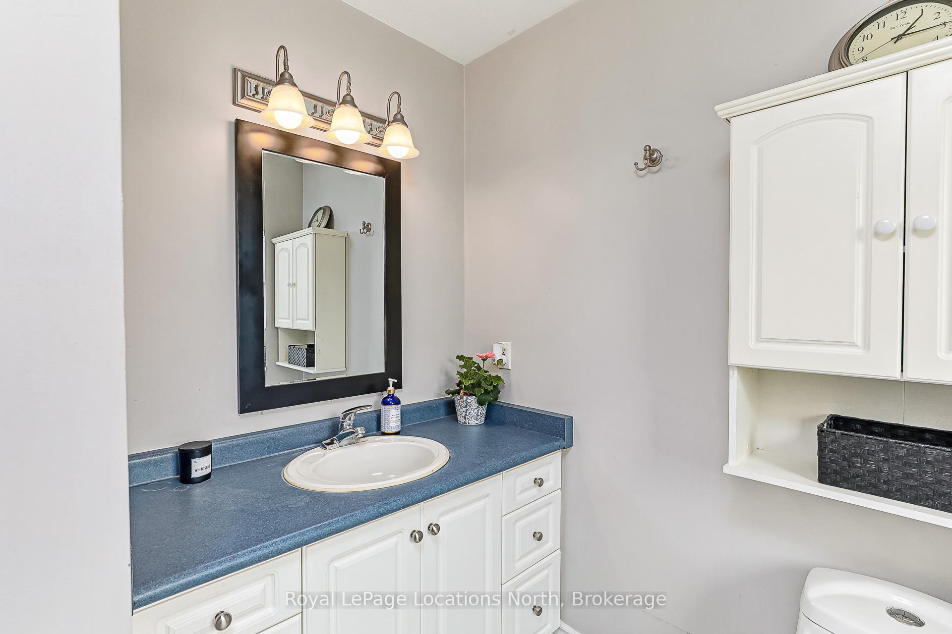 Photo 17 of 26 Blackburn Avenue, Clearview, Nottawa — HOMEH