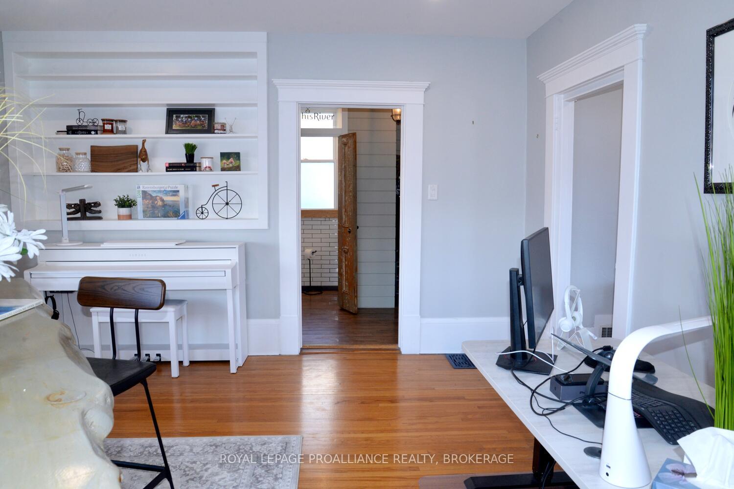 Photo 12 of 290 Stone Street S, Gananoque — HOMEH