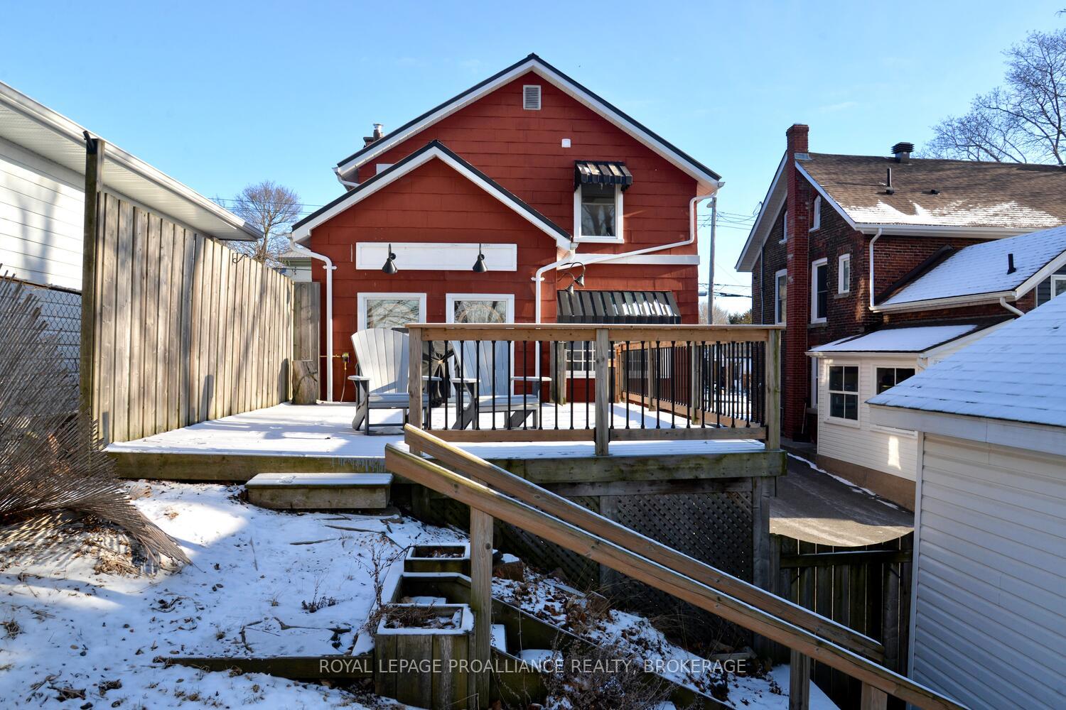 Photo 38 of 290 Stone Street S, Gananoque — HOMEH