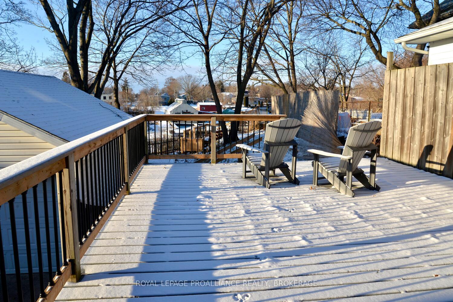 Photo 40 of 290 Stone Street S, Gananoque — HOMEH