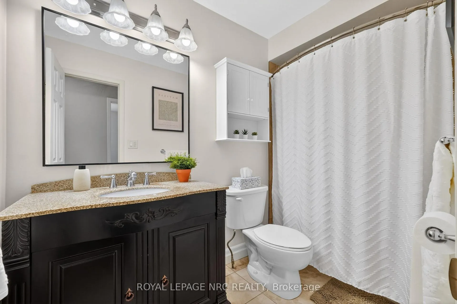 Photo 13 of 110 Sherman Drive, St. Catharines, Lakeport — HOMEH