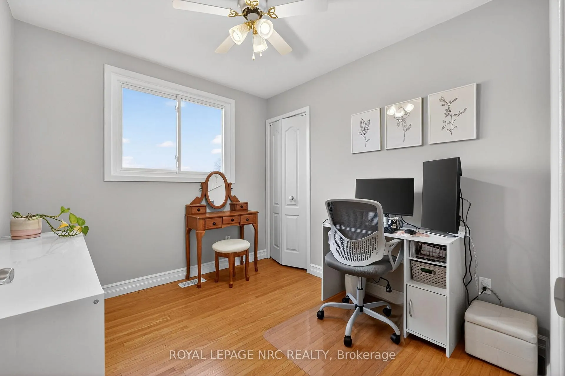 Photo 14 of 110 Sherman Drive, St. Catharines, Lakeport — HOMEH
