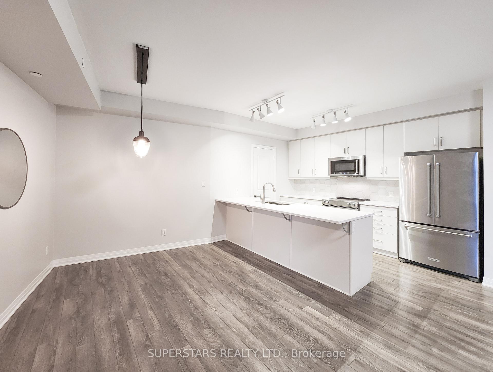 Front of Unit 518, 58 Adam Sellers Street