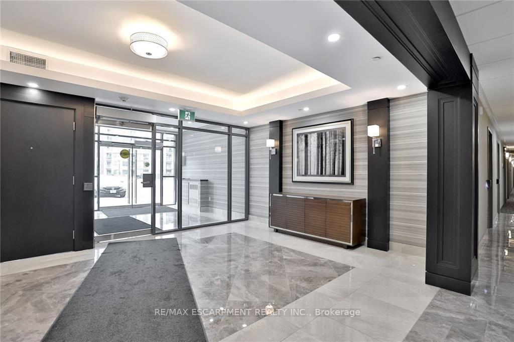 Photo 3 of Unit 625, 101 Shoreview Place, Hamilton, Lakeshore — HOMEH