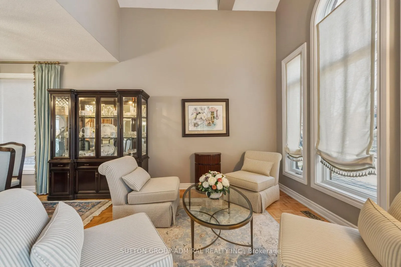 Photo 5 of 90 Summeridge Drive, Vaughan, Patterson — HOMEH