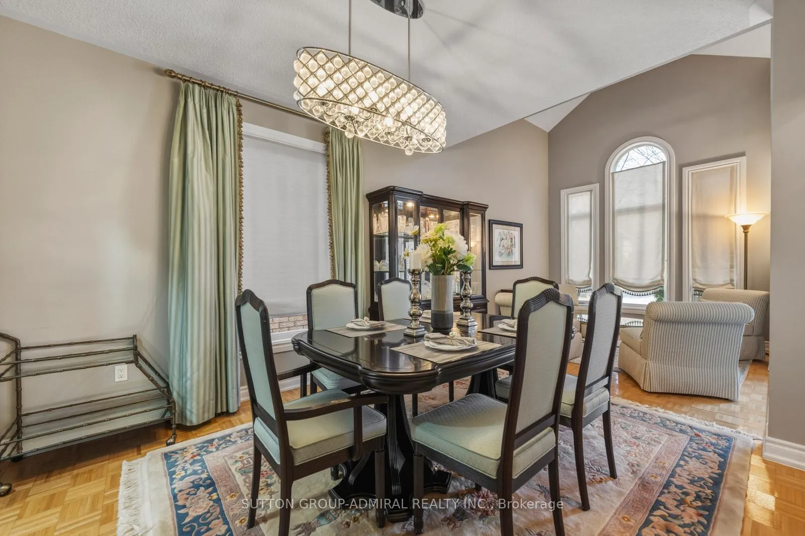 Photo 10 of 90 Summeridge Drive, Vaughan, Patterson — HOMEH