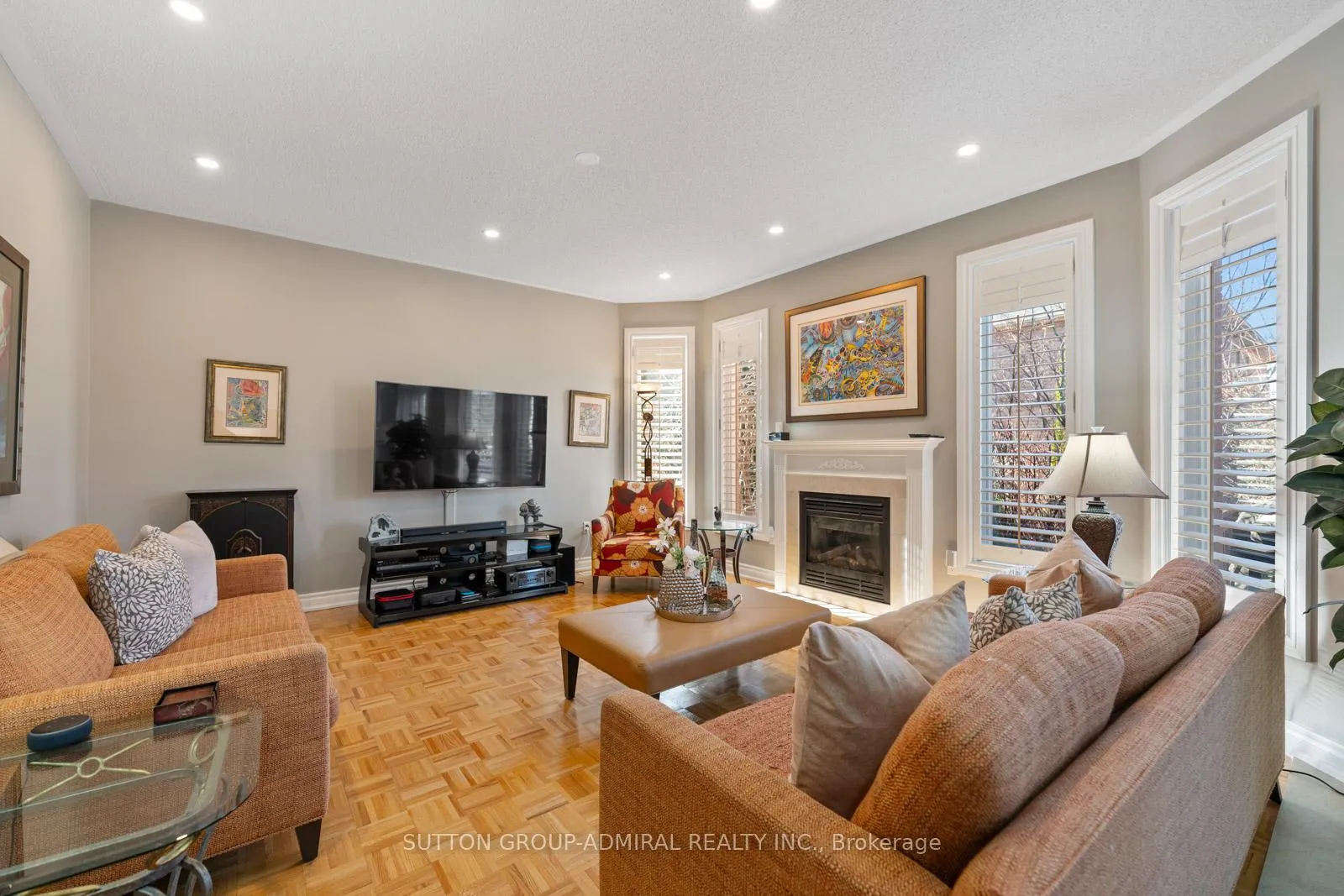 Photo 19 of 90 Summeridge Drive, Vaughan, Patterson — HOMEH